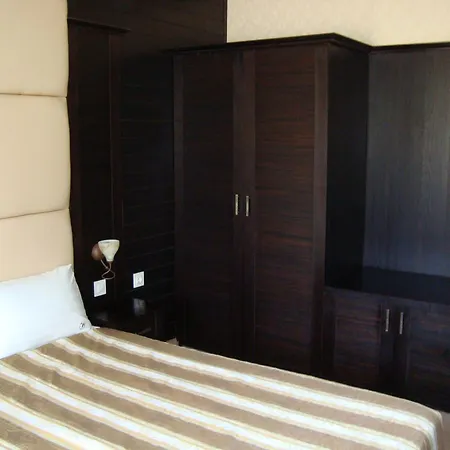 Lägenhetshotell Ofir