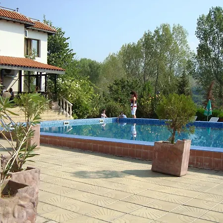 Ofir Lejlighedshotel