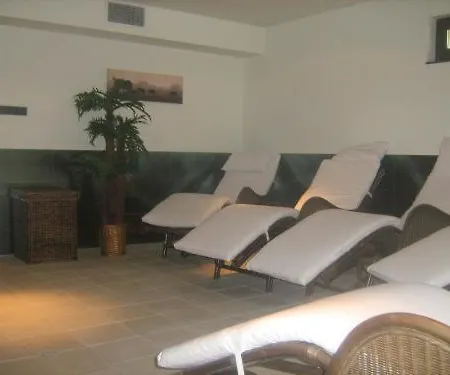 Ofir Lejlighedshotel