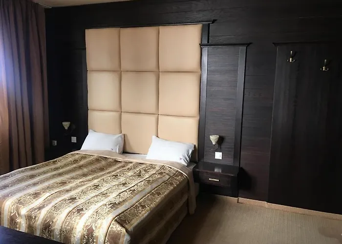 Apartmanhotel Ofir 3*